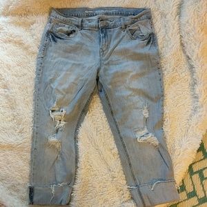 Old navy boyfriend crops❣️